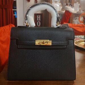The Statement Bag- Black Handbag